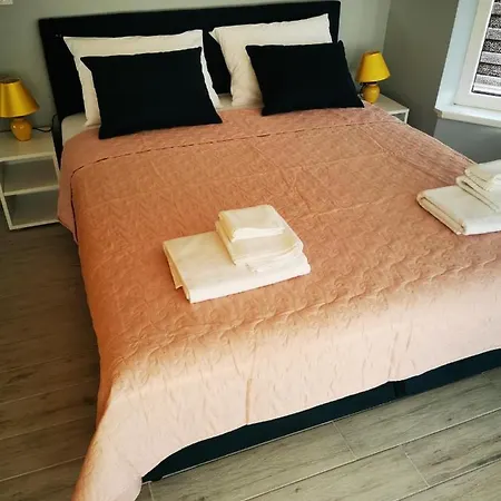 Bed & Breakfast Kod Dzimija *