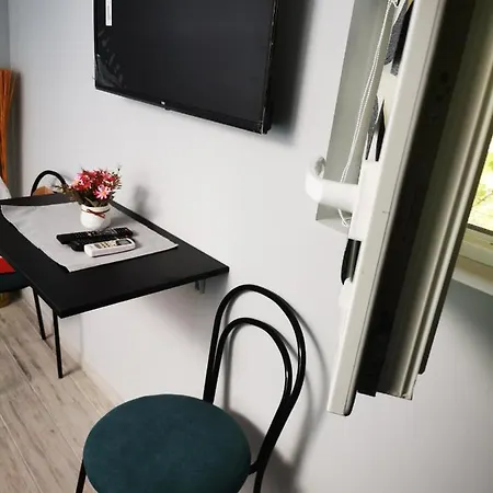 לינה וארוחת בוקר Kod Dzimija