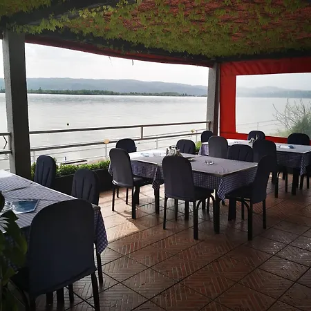 לינה וארוחת בוקר Kod Dzimija 3*