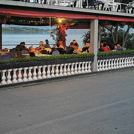 Kod Dzimija Golubac
